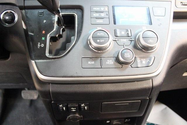 used 2020 Toyota Sienna car, priced at $31,900