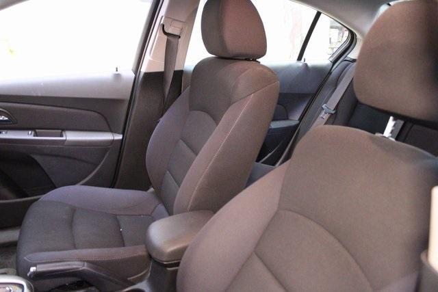 used 2015 Chevrolet Cruze car, priced at $10,900
