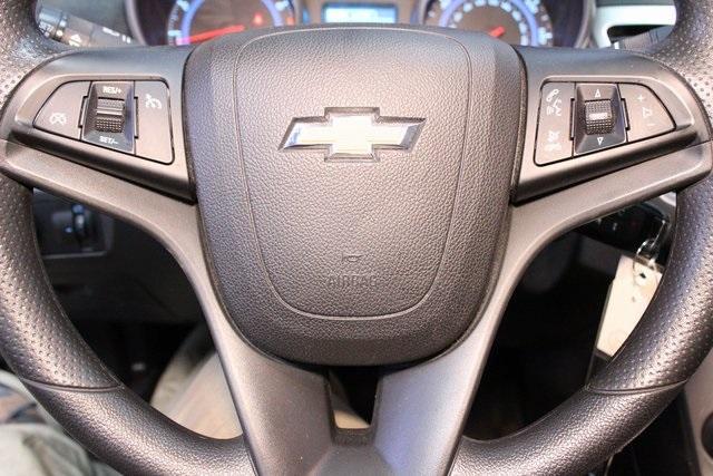 used 2015 Chevrolet Cruze car, priced at $10,900