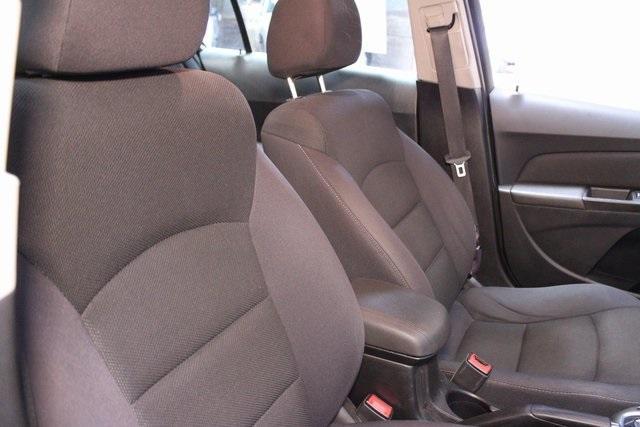 used 2015 Chevrolet Cruze car, priced at $10,900