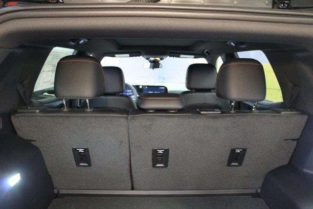 new 2025 Chevrolet Equinox car, priced at $34,010