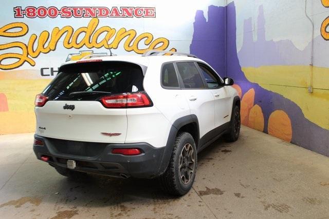 used 2015 Jeep Cherokee car, priced at $15,900