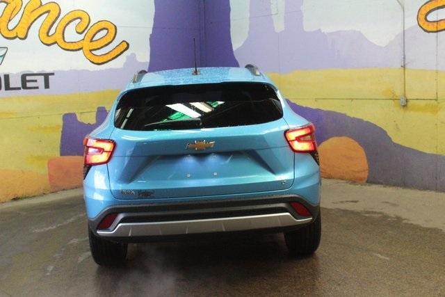 new 2025 Chevrolet Trax car, priced at $23,777