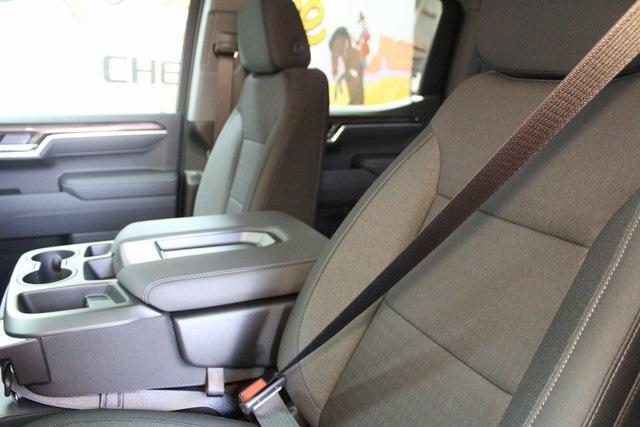 new 2025 Chevrolet Silverado 1500 car, priced at $48,205