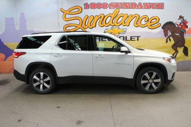 used 2021 Chevrolet Traverse car, priced at $29,900