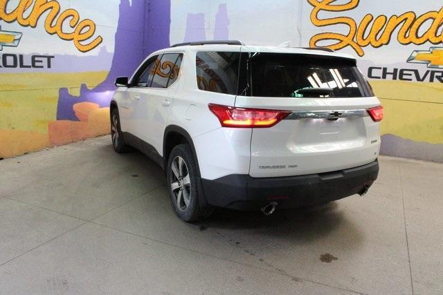 used 2021 Chevrolet Traverse car, priced at $29,900