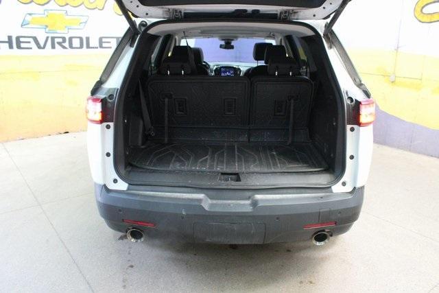 used 2021 Chevrolet Traverse car, priced at $29,900