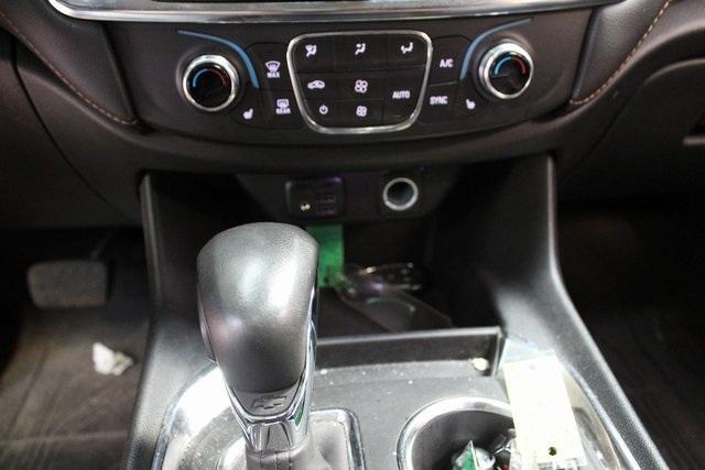 used 2021 Chevrolet Traverse car, priced at $28,900