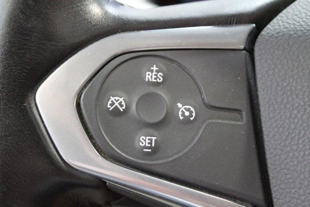 used 2021 Chevrolet Traverse car, priced at $29,900