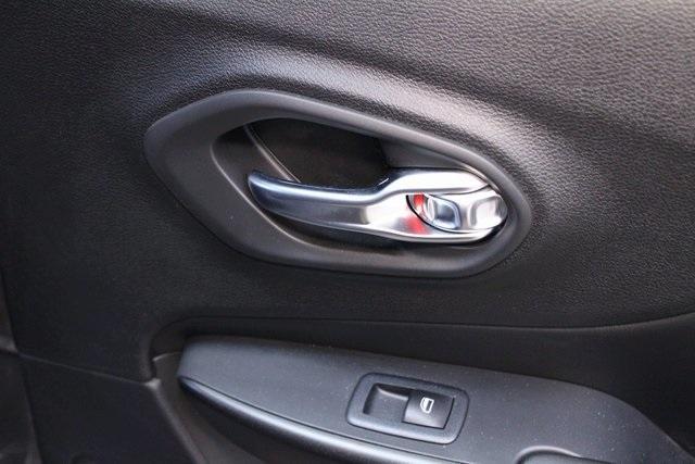 used 2019 Jeep Cherokee car, priced at $18,900