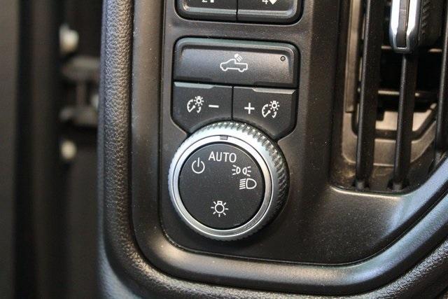 used 2020 GMC Sierra 1500 car, priced at $33,900