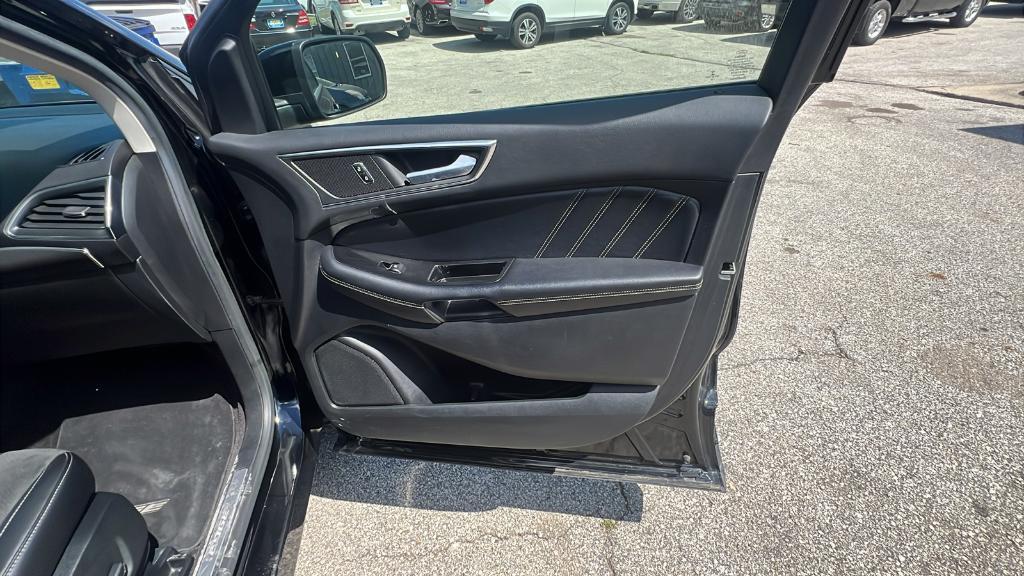 used 2016 Ford Edge car, priced at $12,995