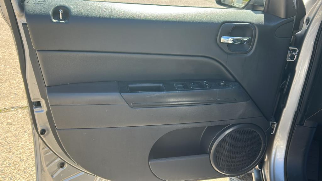 used 2016 Jeep Patriot car, priced at $10,995