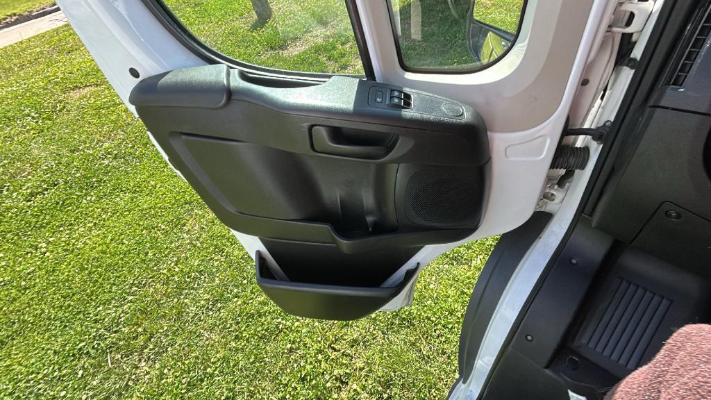 used 2016 Ram ProMaster 1500 car, priced at $13,995