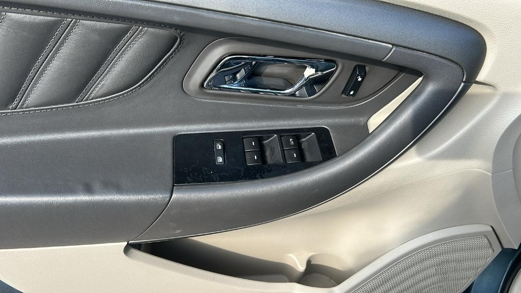 used 2010 Ford Taurus car, priced at $5,995