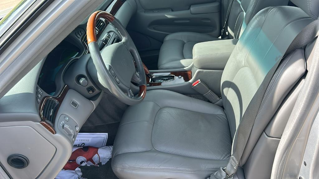used 2001 Cadillac Seville car, priced at $6,995