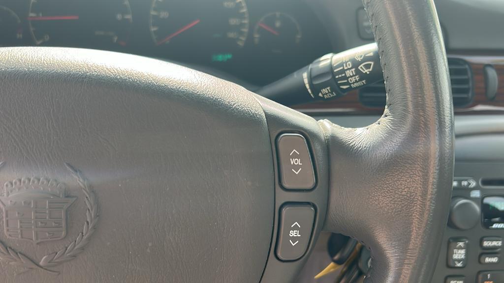 used 2001 Cadillac Seville car, priced at $6,995