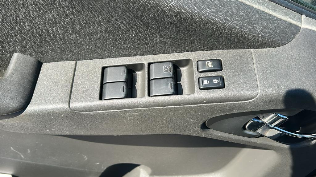 used 2012 Suzuki Equator car, priced at $12,995