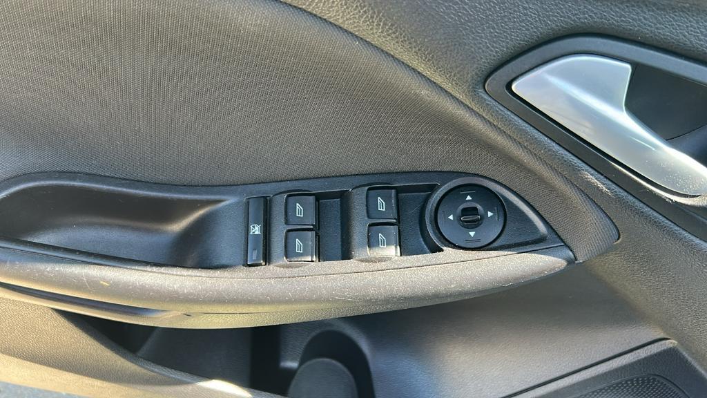 used 2015 Ford Focus car, priced at $8,995