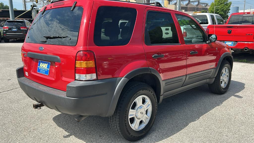 used 2002 Ford Escape car, priced at $6,995