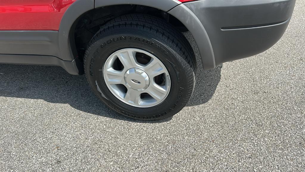 used 2002 Ford Escape car, priced at $6,995