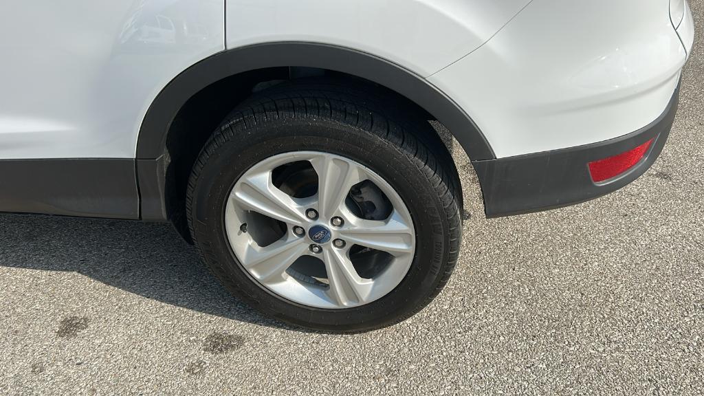 used 2013 Ford Escape car, priced at $7,995