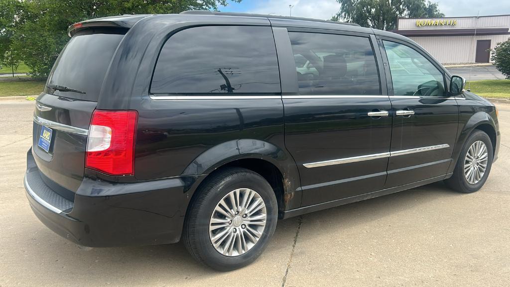 used 2014 Chrysler Town & Country car, priced at $9,995