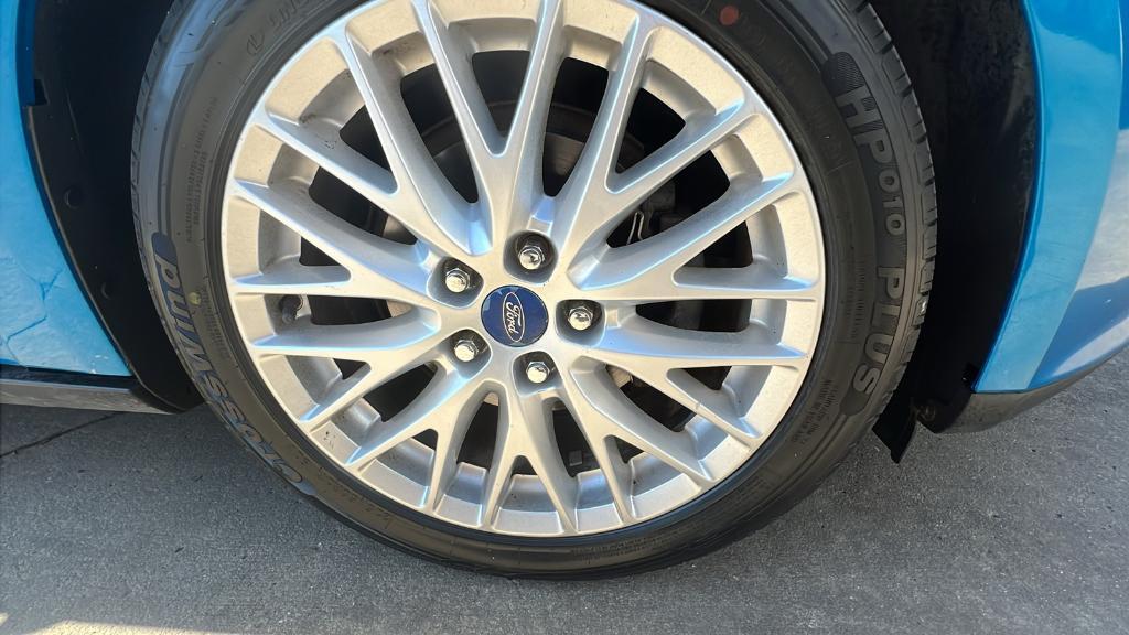 used 2012 Ford Focus car, priced at $4,995