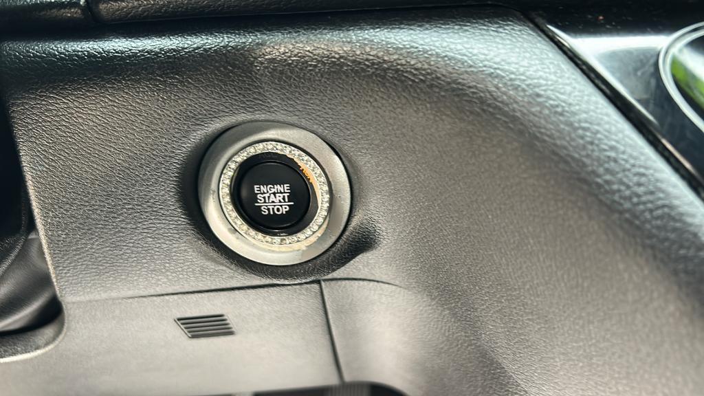 used 2019 Chrysler Pacifica car, priced at $15,995
