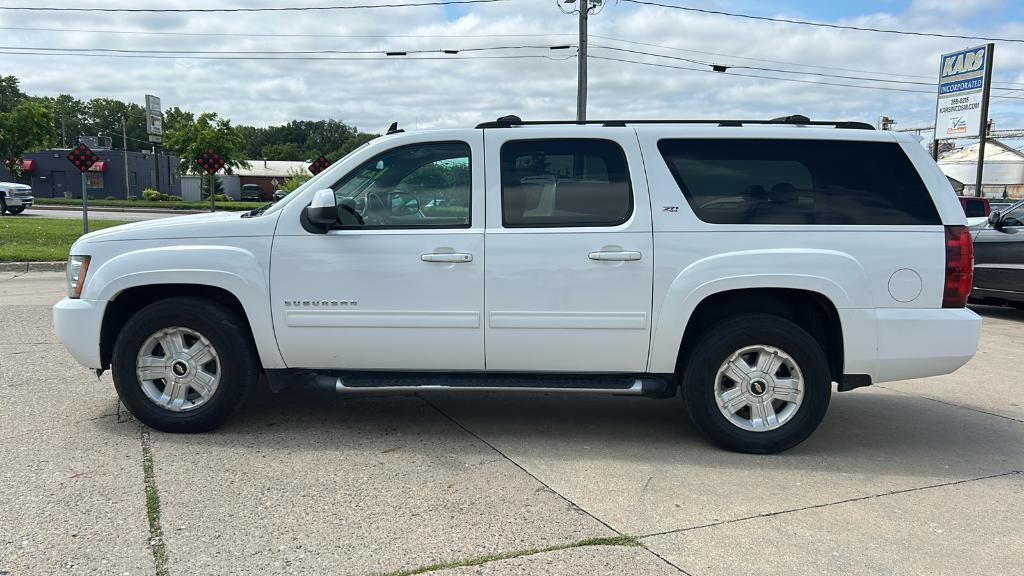 used 2013 Chevrolet Suburban car, priced at $12,995