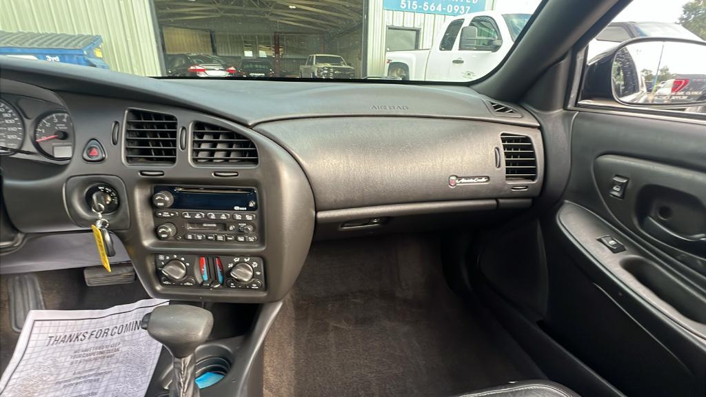 used 2001 Chevrolet Monte Carlo car, priced at $7,995