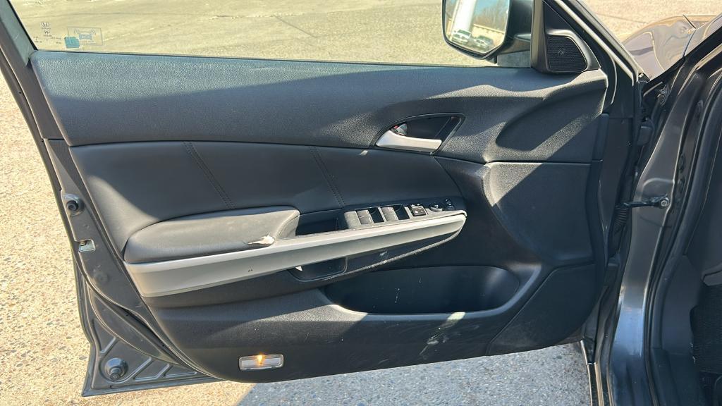 used 2009 Honda Accord car, priced at $9,995