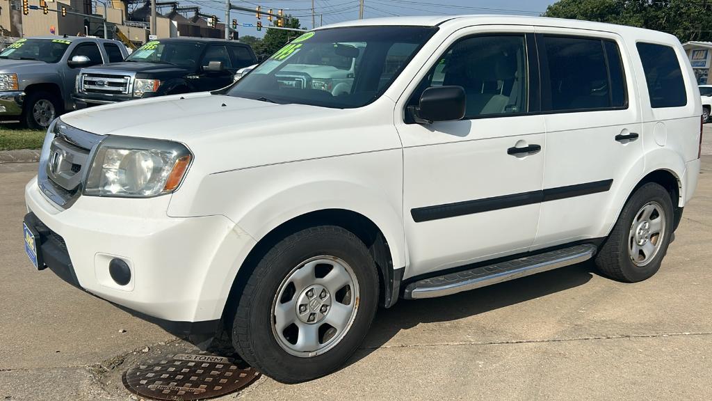 used 2009 Honda Pilot car, priced at $9,995