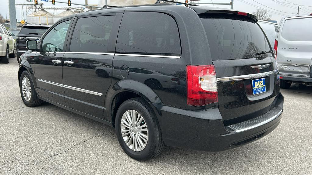 used 2015 Chrysler Town & Country car, priced at $9,995