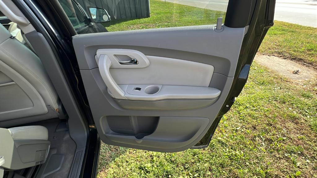 used 2012 Chevrolet Traverse car, priced at $7,995