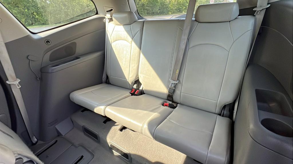 used 2012 Chevrolet Traverse car, priced at $7,995