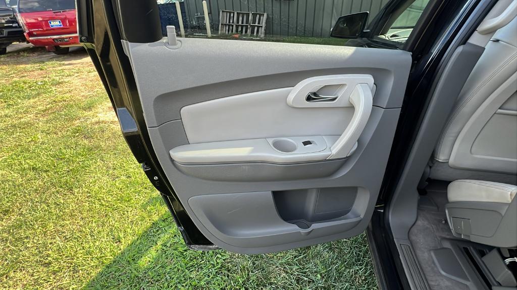 used 2012 Chevrolet Traverse car, priced at $7,995