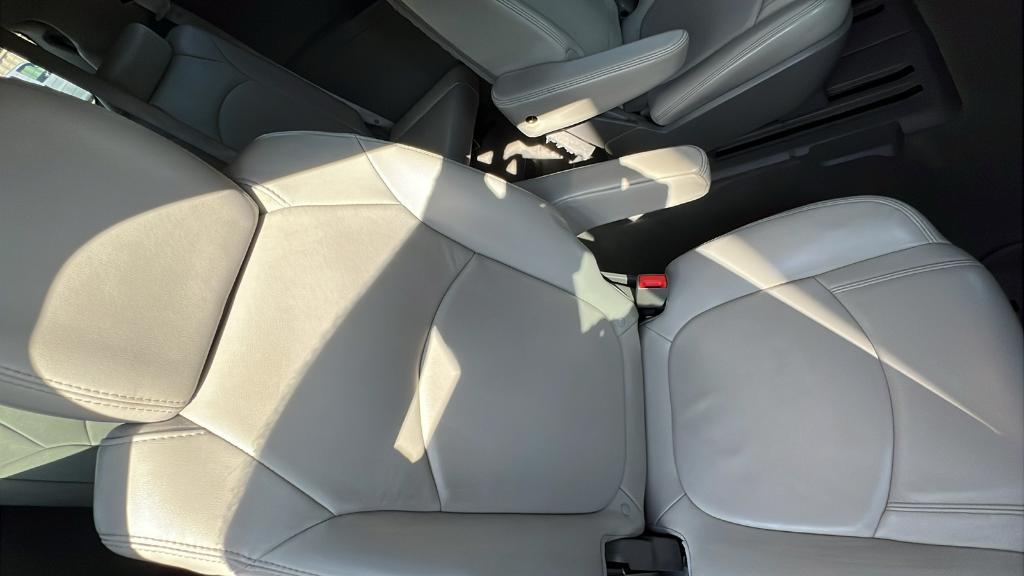 used 2012 Chevrolet Traverse car, priced at $7,995