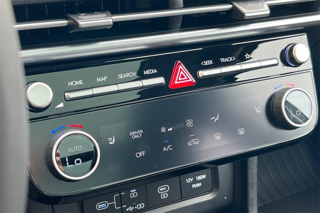 new 2025 Hyundai TUCSON Hybrid car, priced at $34,384