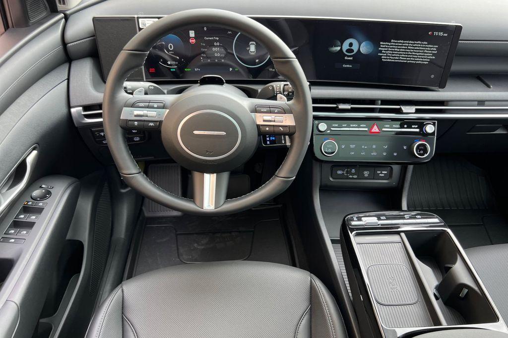 new 2025 Hyundai TUCSON Hybrid car, priced at $34,384