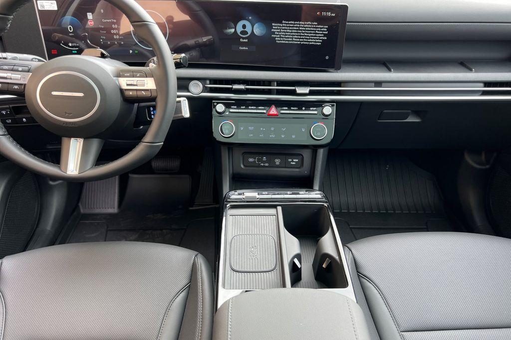 new 2025 Hyundai TUCSON Hybrid car, priced at $34,384