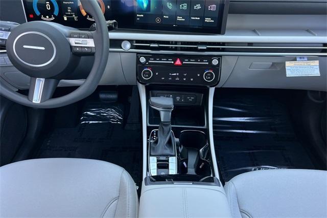 new 2025 Hyundai Tucson car, priced at $31,682