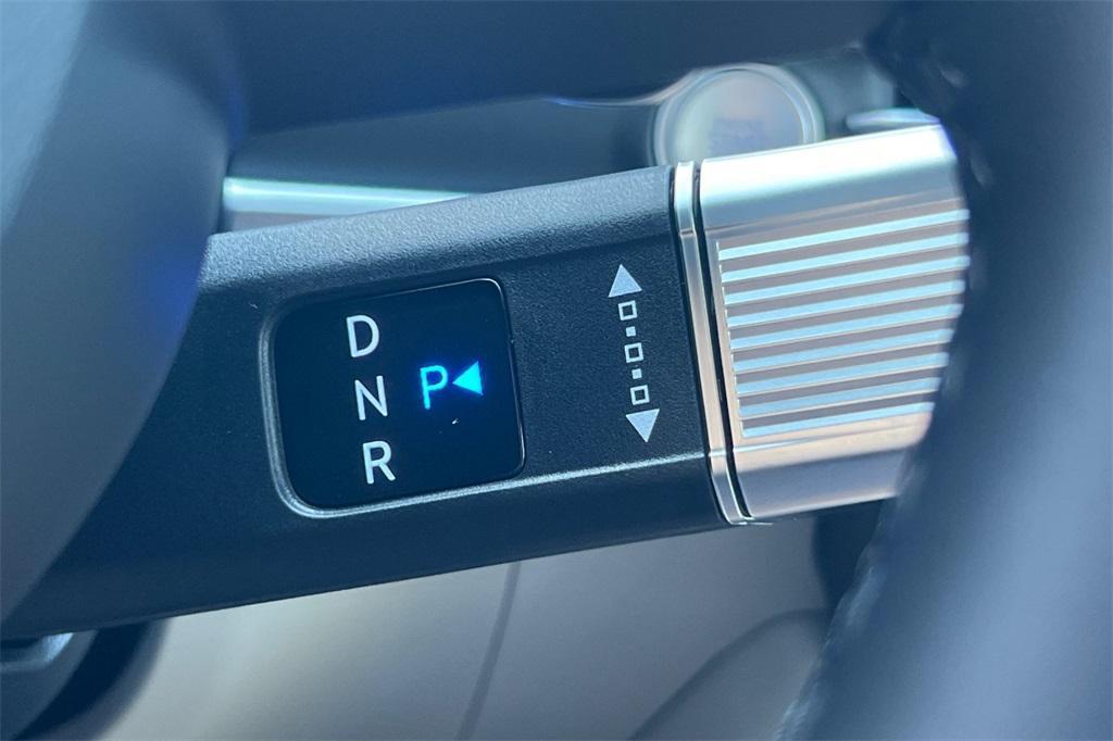 new 2025 Hyundai TUCSON Hybrid car, priced at $40,553