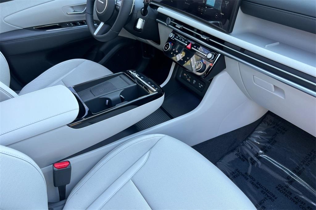 new 2025 Hyundai TUCSON Hybrid car, priced at $40,553