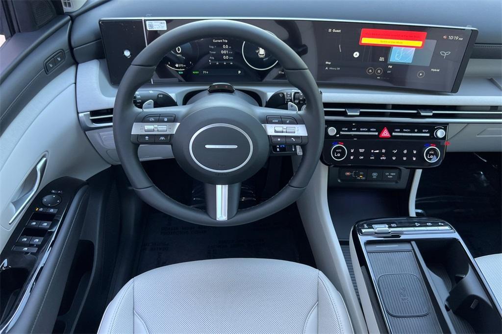 new 2025 Hyundai TUCSON Hybrid car, priced at $40,553