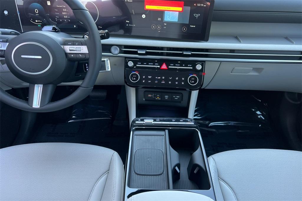 new 2025 Hyundai TUCSON Hybrid car, priced at $40,553