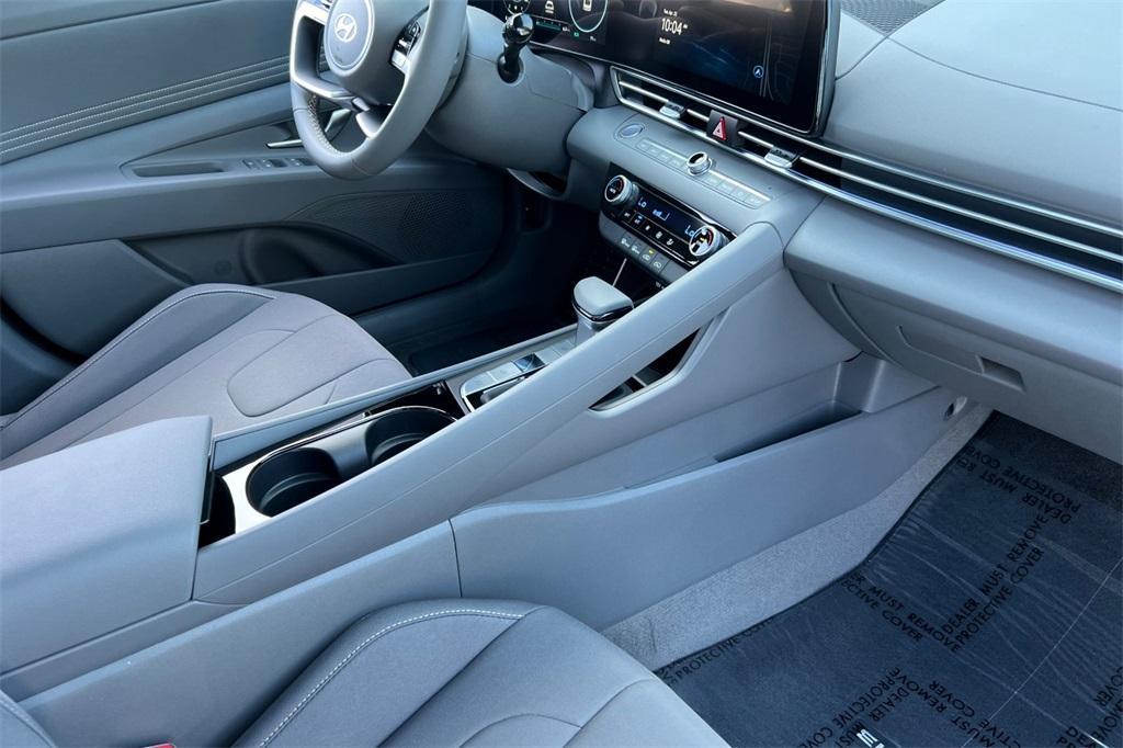 new 2025 Hyundai ELANTRA HEV car, priced at $25,735