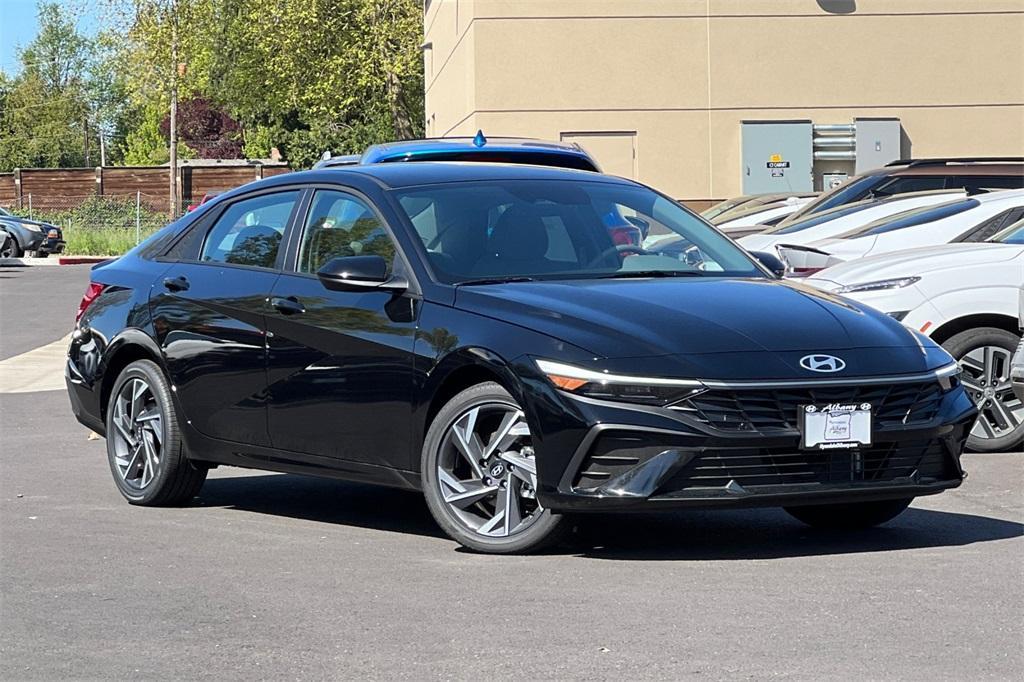 new 2025 Hyundai ELANTRA HEV car, priced at $25,735