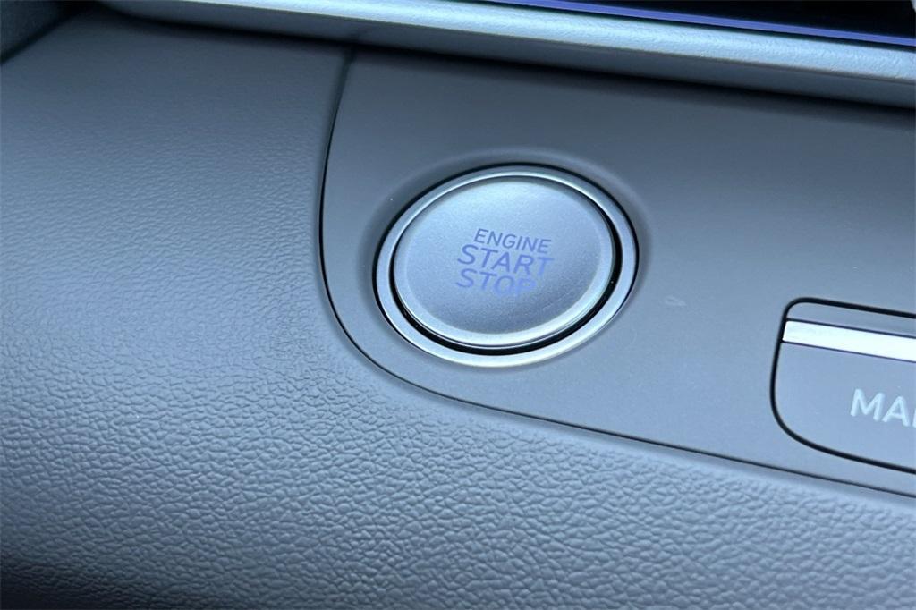 new 2025 Hyundai ELANTRA HEV car, priced at $25,735