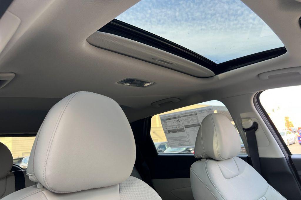 new 2025 Hyundai Tucson car, priced at $33,942